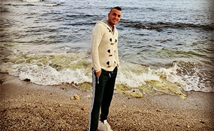 
    Artistul are 6 apartamente la mare, pe care le închiriază  