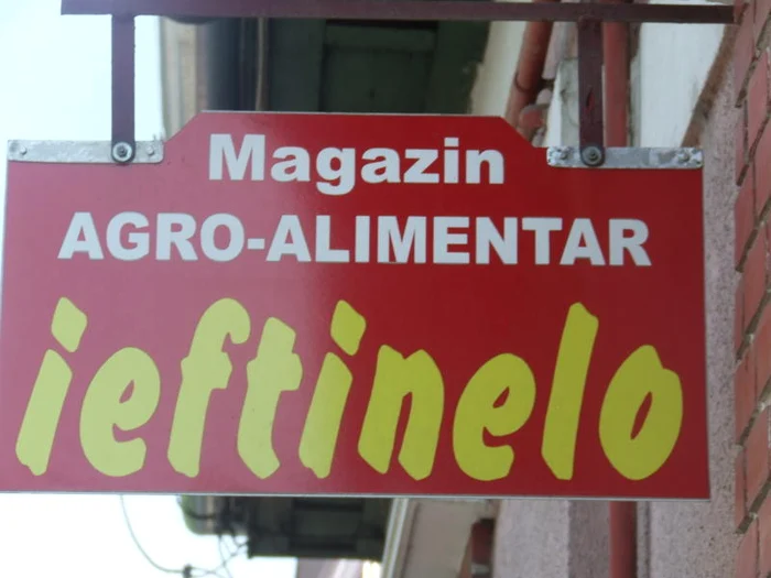 Cu ochii n 3,14 jpeg