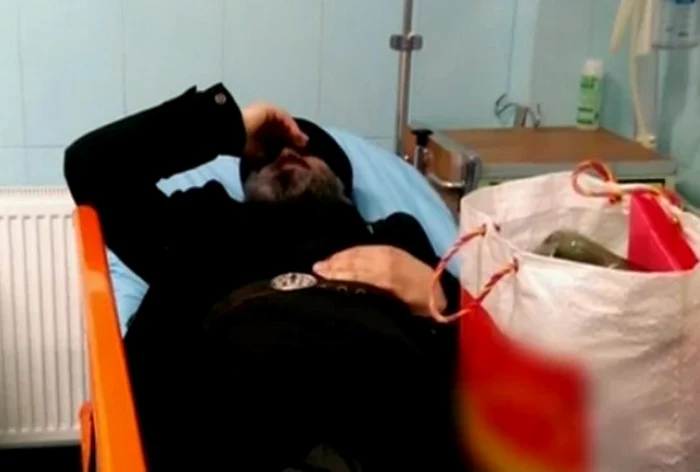 Calugărul beat a fost găsit căzut pe stradă FOTO Adevărul