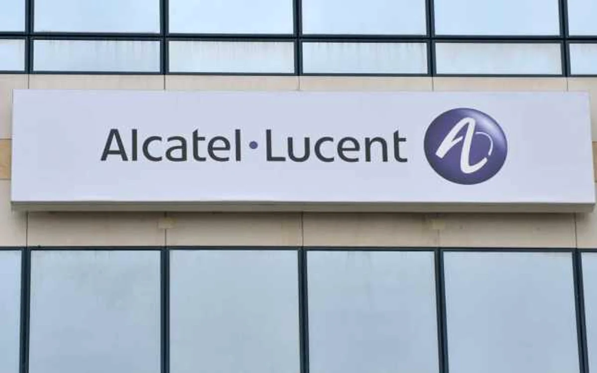 Alcatel Lucent continuă angajările în România