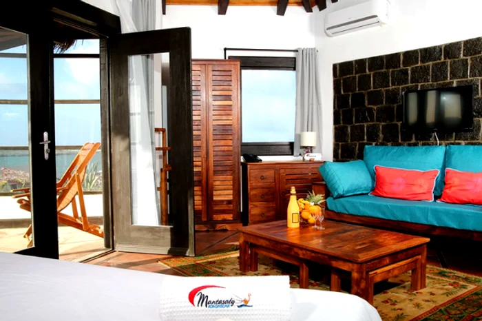 19 radu mazare mantasaly resort madagascar 1 png png