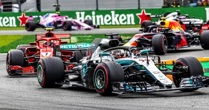 
    Lewis Hamilton e liderul clasamentului piloților în Formula 1FOTO: EPA  