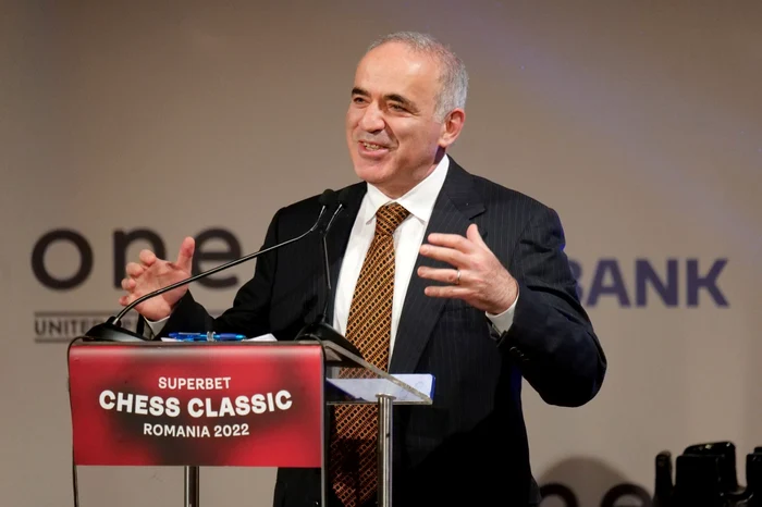 Celebrul Garry Kasparov a vorbit în deschiderea evenimentului din 2022, la București.