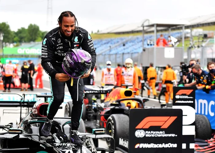 Lewis Hamilton este pe cale de a bate toate recordurile în Formula 1Foto: Guliver/ GettyImages