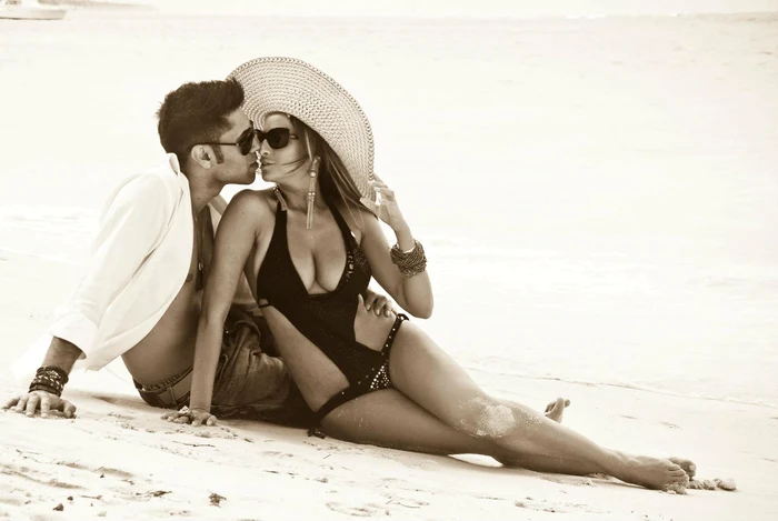 
    Sânziana Buruiană şi iubitul, la Punta Cana  