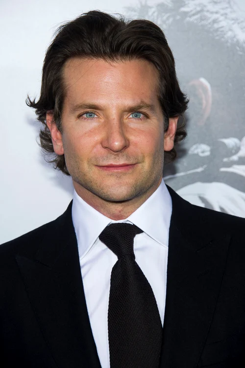 Bradley Cooper: Actor cunoscut şi unul dintre cei mai seducători bărbaţi din lume