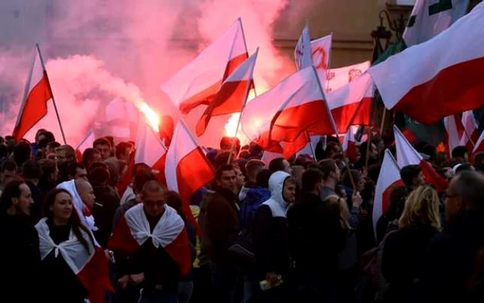 Manifestaţie împotriva primirii imigranţilor în Polonia FOTO AFP