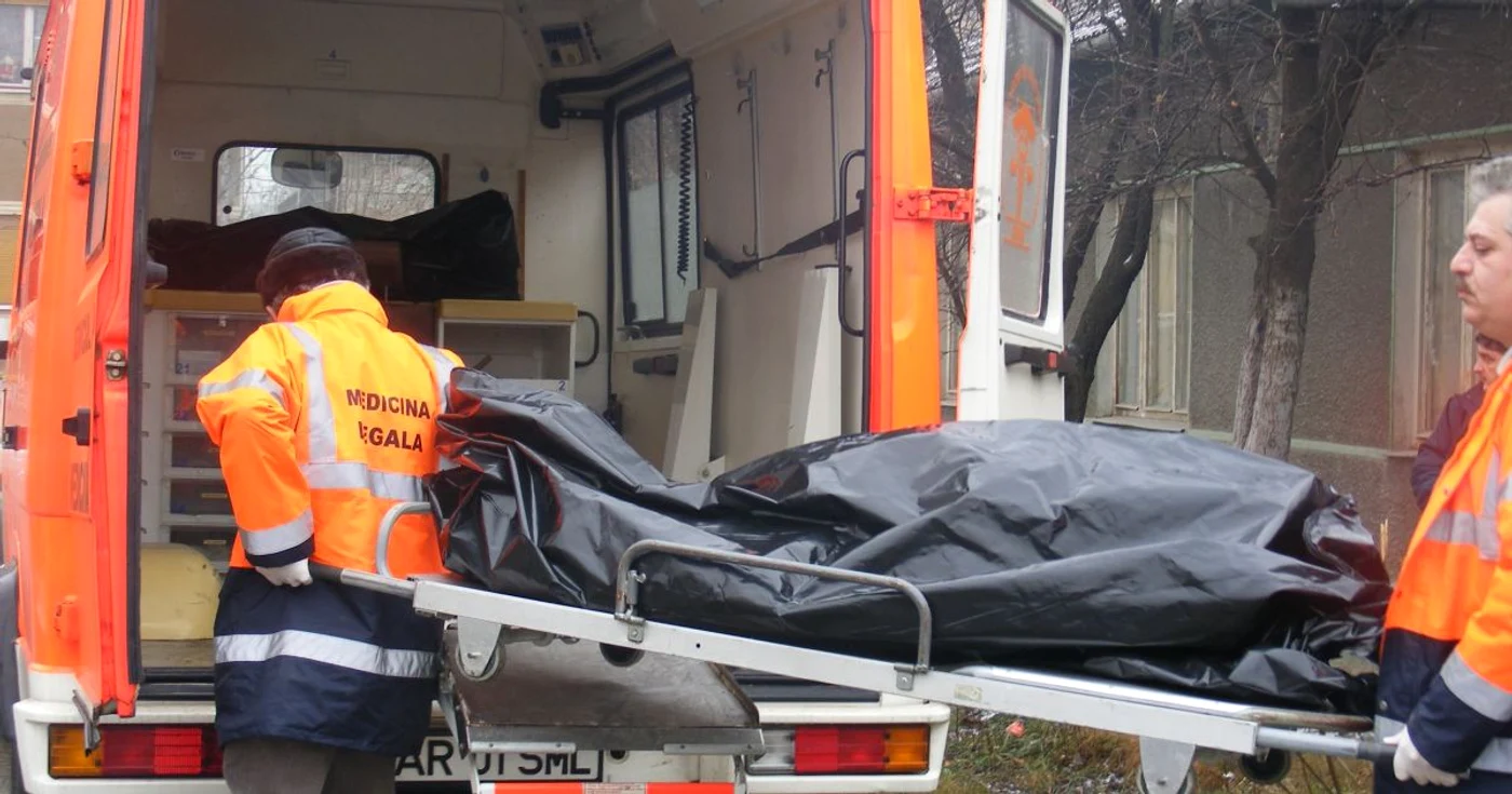 Arad: Un şofer de TIR ceh a fost omorât în bătaie într-o parcare din Socodor