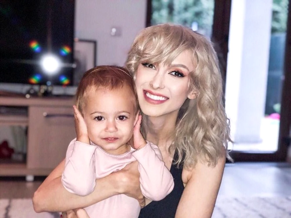 
    Andreea Bălan a surprins-o plăcut pe Iulia AlbuFoto Instagram  