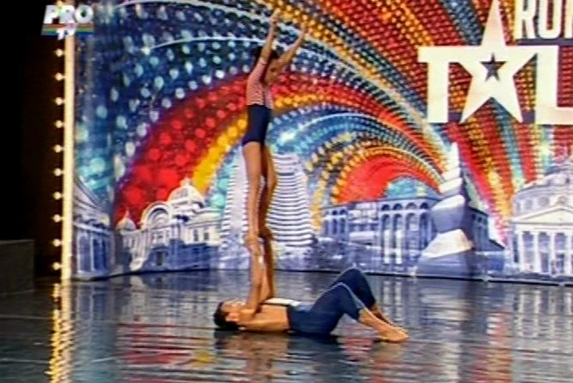 Au ridicat publicul în picioare «Românii au talent»