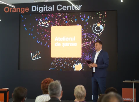 Ovidiu Ana   Director executiv Fundatia Orange jpg