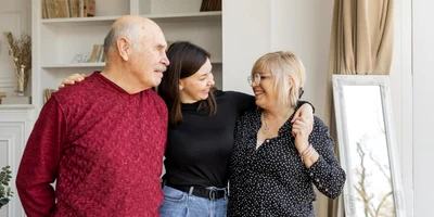 Familie cu fiica Foto Magnific jpg