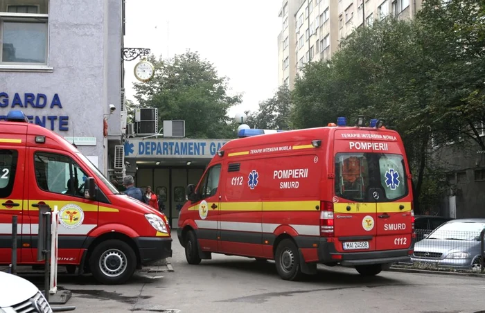 ambulanta smurd bucuresti FOTO adevarul