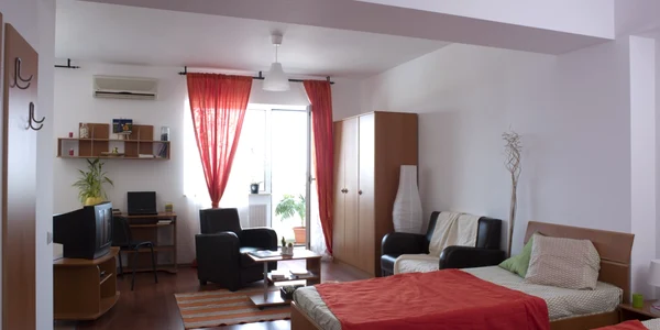 campus privat west gate studios