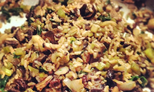 Pilaf de orez brun cu ciuperci şi caise jpeg