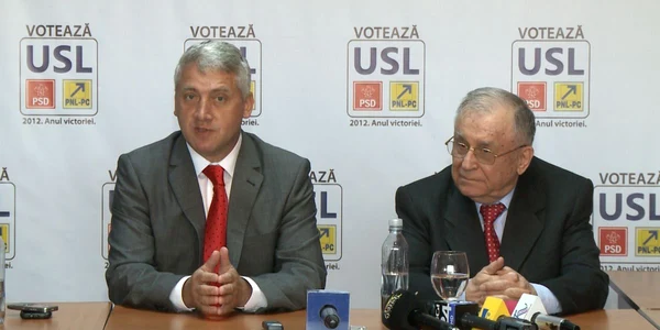 Ion Iliescu şi Adrian Ţuţuianu