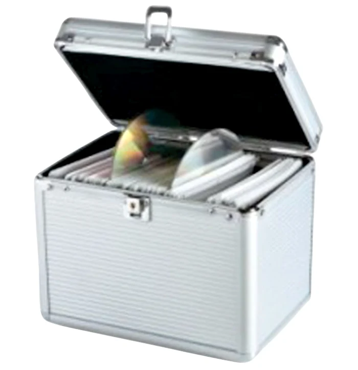 Cutie din aluminiu pentru 120 de CD-uri şi DVD-uri, pe decorix.ro