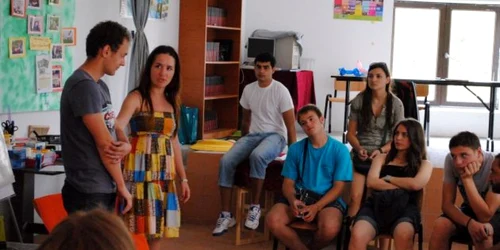 Tinerii, în dialog cu psihologii