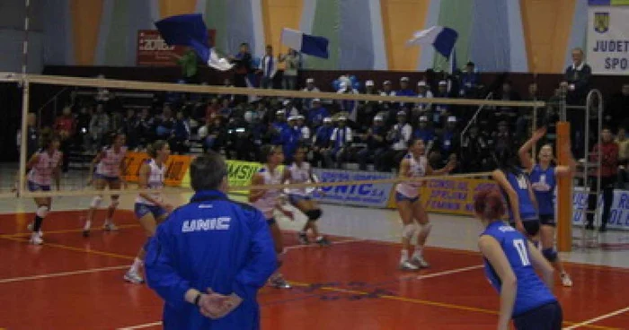 Unic a reuşit calificarea in Challenge Cup