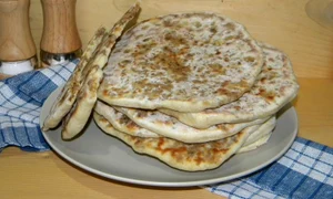 placinte cu carne la tigaie poza 11 jpeg