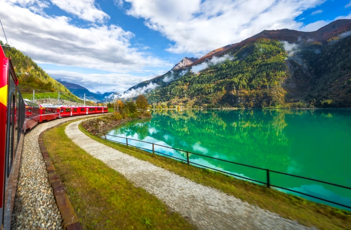 Călătorie spectaculoasă cu trenul / Foto: Shutterstock