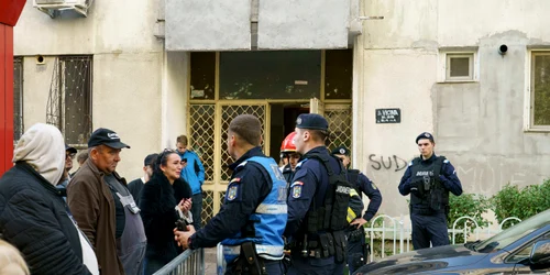 Explozie bloc Rahova Foto Inquam Photos Tudor Pana (2) jpg