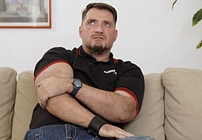 Micha Stuntz duce o viață normală, în ciuda penisului uriaș pe care îl arefoto: captură video VICE