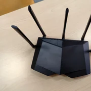 Router Tenda TX27 Pro FOTO Adrian Pogîngeanu jpg