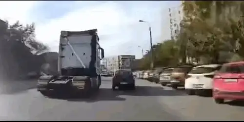 camion gif gif