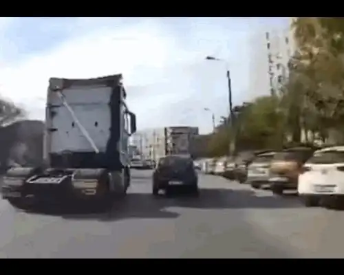 camion gif gif