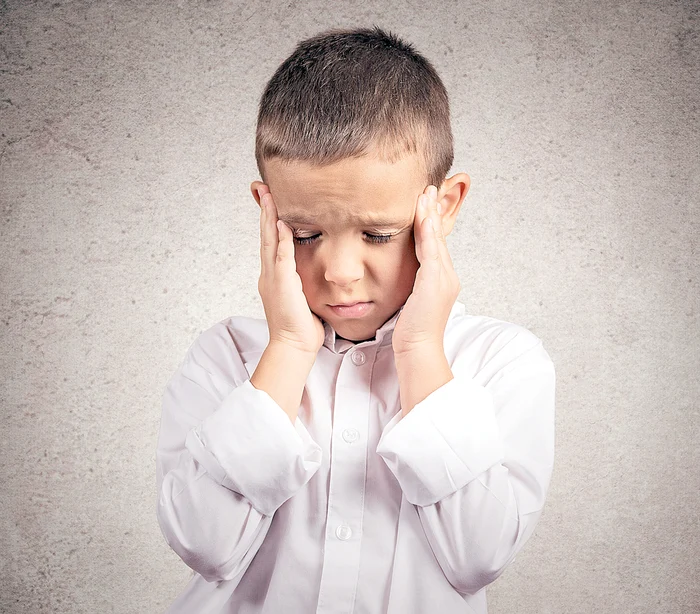 
    „Bă, tu eşti nebun la  cap?”. Aşa i-a vorbit  învăţătoarea Monica  Chiorean elevului de 7 ani  