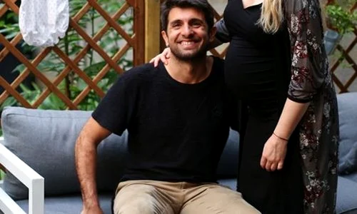 Laura Cosoi a nascut jpeg