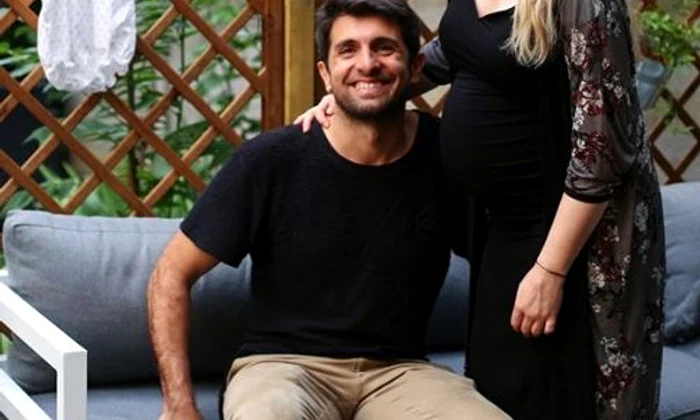 Laura Cosoi a nascut jpeg