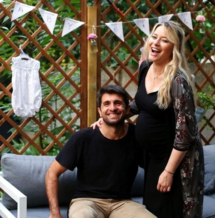 Laura Cosoi a nascut jpeg