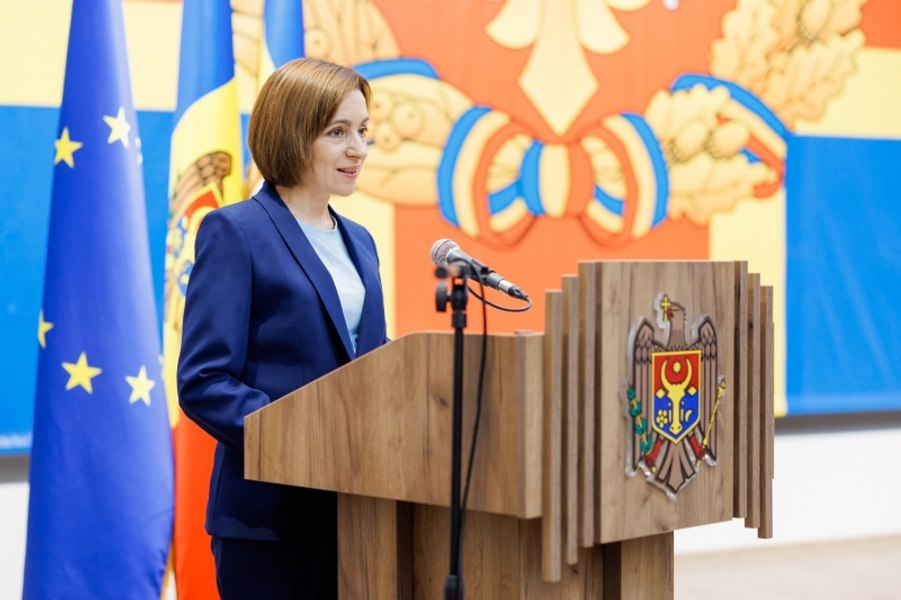 Președintele Maia Sandu promite condiții mai bune pentru militari de Ziua Armatei Republicii Moldova