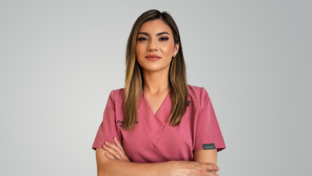 Dr. Cristina Bântu, MedLife: „Cea mai autentică formă de împlinire profesională o trăiesc în sala de operație!”