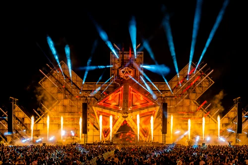 Saga Festival are loc pe 23, 24, și 25 iunie 2023 pe Aeroportul Romaero
