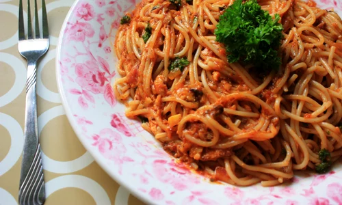 spaghete cu sardine jpeg