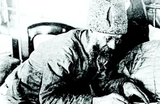 Primele amintiri roșii: însemnări revoluţionare de la Petrograd jpeg