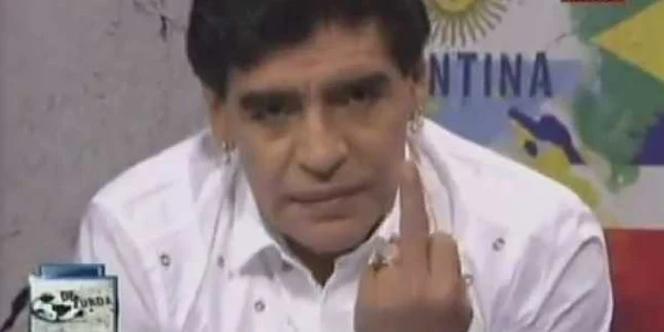 maradona captura foto