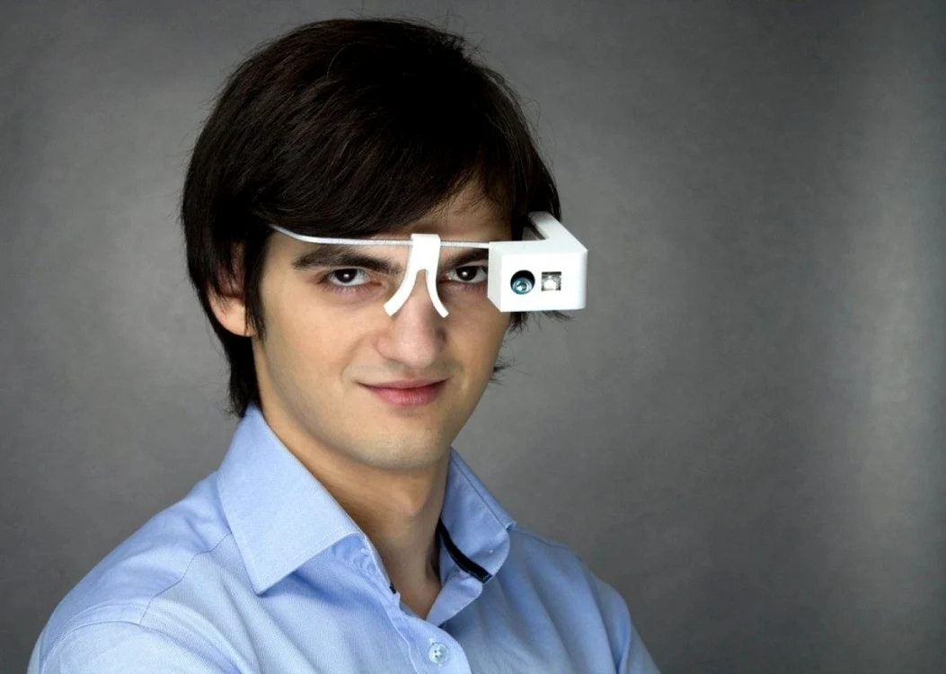Cornel Amariei, inventatorul ochelarilor pentru orbi este finalist la global Business Hall of Fame.