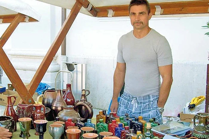 Ambrus Attila (46 de ani) a învăţat olăritul în puşcărie (Fotografii: facebook)