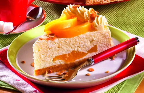 tort piersici lichior oua jpeg