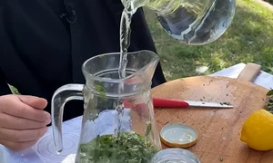 apa de slabit manastire jpg