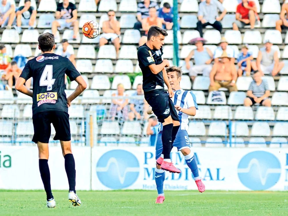 Ianis Hagi a fost copleşit de emoţii la execuţia penalty-uluiFoto: Sportpictures.eu