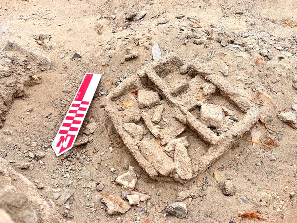 O sculptură neobișnuită, cu o vechime de 3.800 de ani, descoperită de arheologi (© Ministerio de Cultura del Perú)