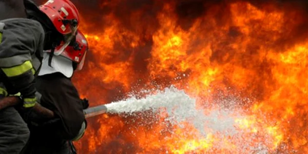 pompieri incendiu jpeg