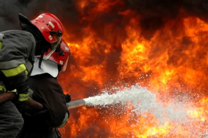 O pensiune a luat foc FOTO: Arhivă, Adevărul