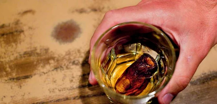 Aşa arată cocktailul cu whiskey şi deget mumificat