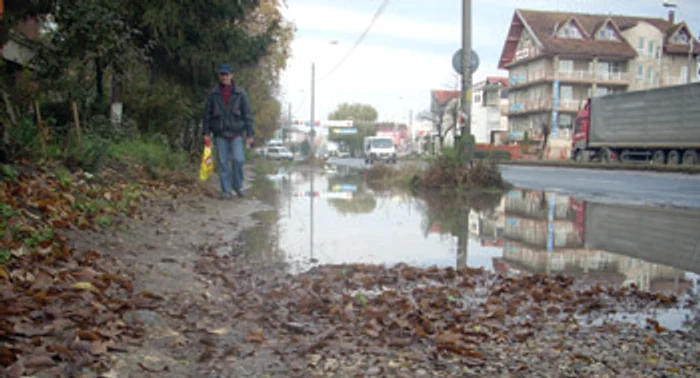 Hunedoara: 500 de orăşeni au rămas fără drum spre casă